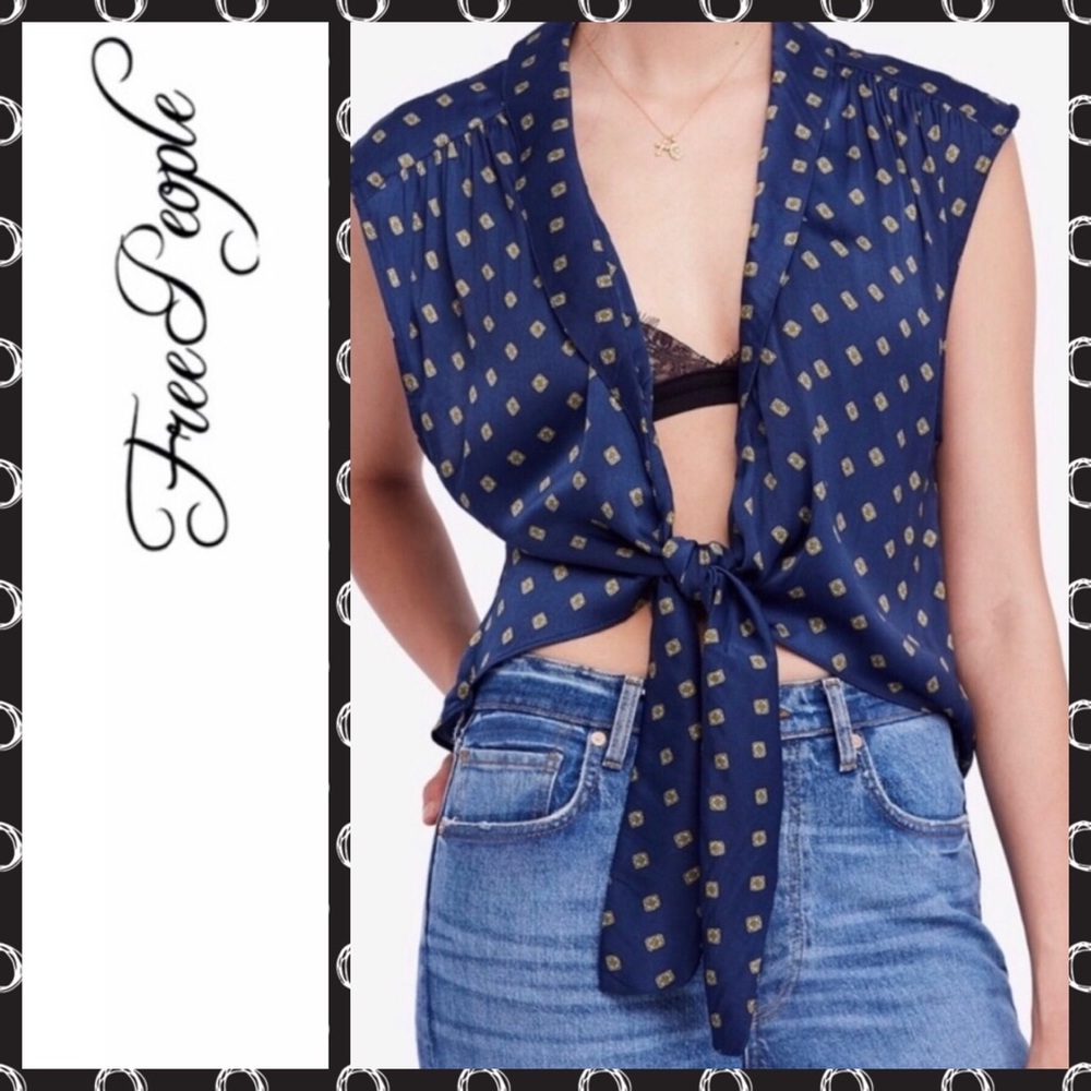 🦋NWT Free People ‘Starry Dreams’ Pullover Top🦋